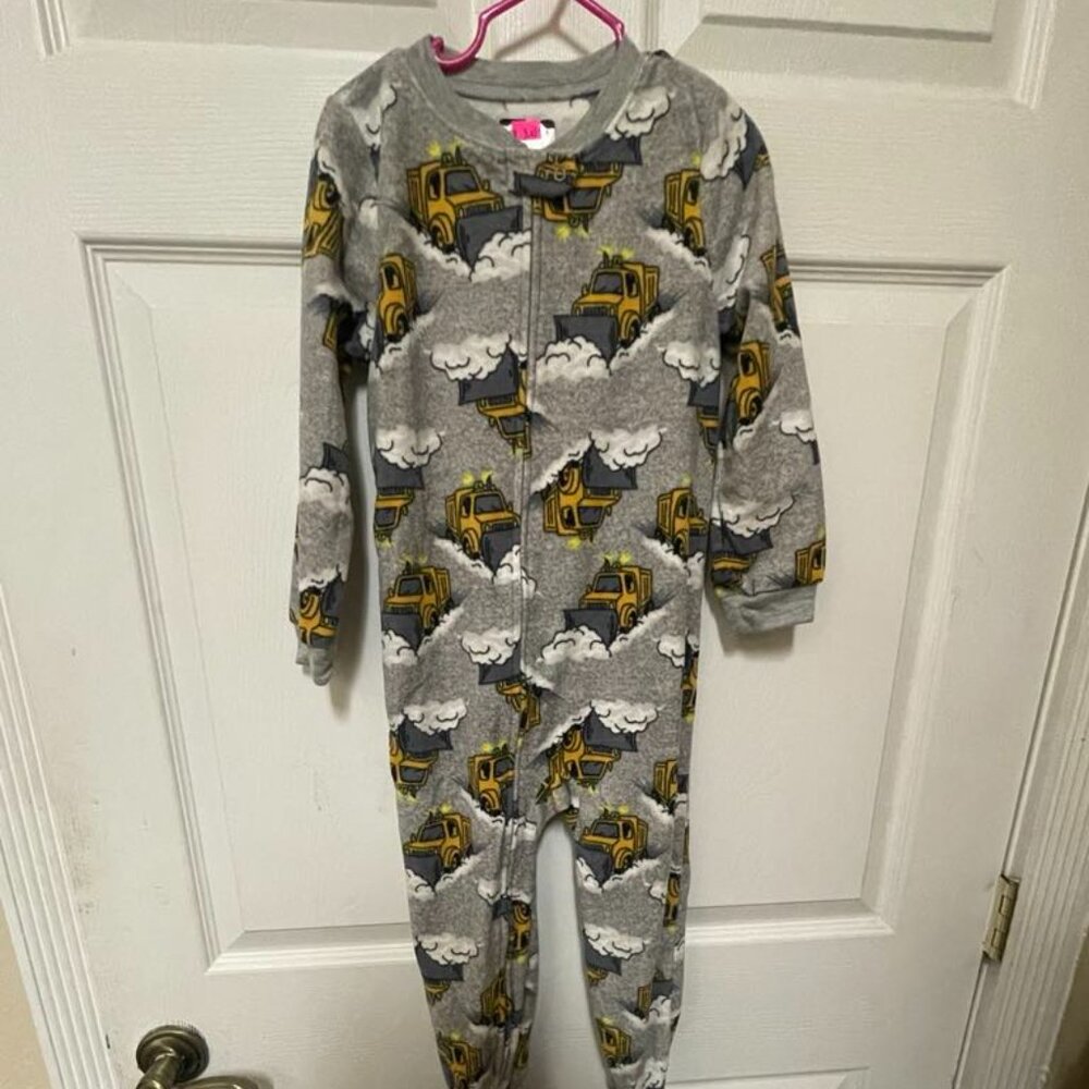 Brand New without Tags Carter's Just One You Footie Pajamas, 4t.